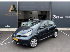 Toyota Aygo - 1.0-12V Aspiration Green Navigator