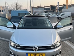 Volkswagen Polo - 1.0 TSI Highline Business R