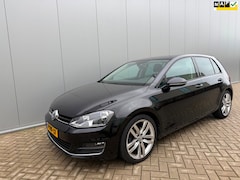 Volkswagen Golf - 1.2 TSI Highline