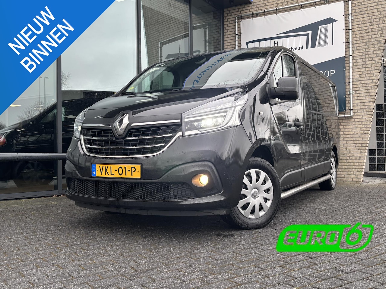 Renault Trafic - 2.0 dCi L2H1 DC*5-PERS*AUTOM.*ECC*CRUISE*NAVI*CAM* - AutoWereld.nl
