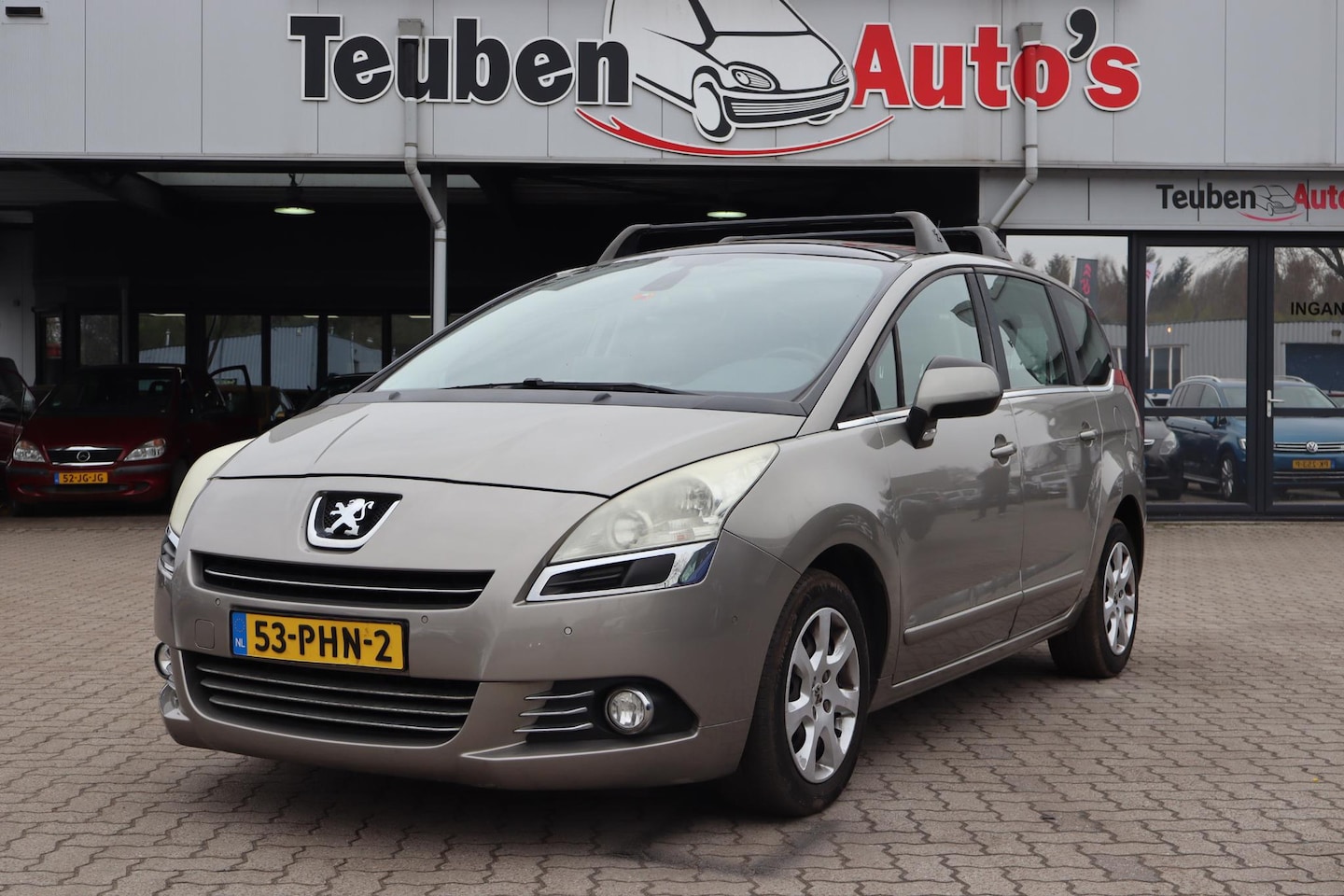 Peugeot 5008 - 1.6 VTi ST 7 Zitplaatsen | Cruise control | Climate control | PDC voor en achter - AutoWereld.nl
