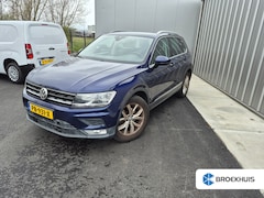 Volkswagen Tiguan - 1.4 TSI ACT Connected Series | Trekhaak | Cruise control | Apple carplay Android auto | Na