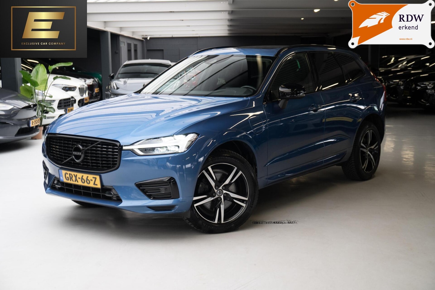 Volvo XC60 - 2.0 Recharge T6 AWD R-Design | Panorama dak | Dechrome | PDC - AutoWereld.nl