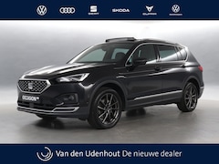 SEAT Tarraco - 1.4 TSI eHybrid 245pk PHEV Xcellence / Panoramadak / Trekhaak / Leer