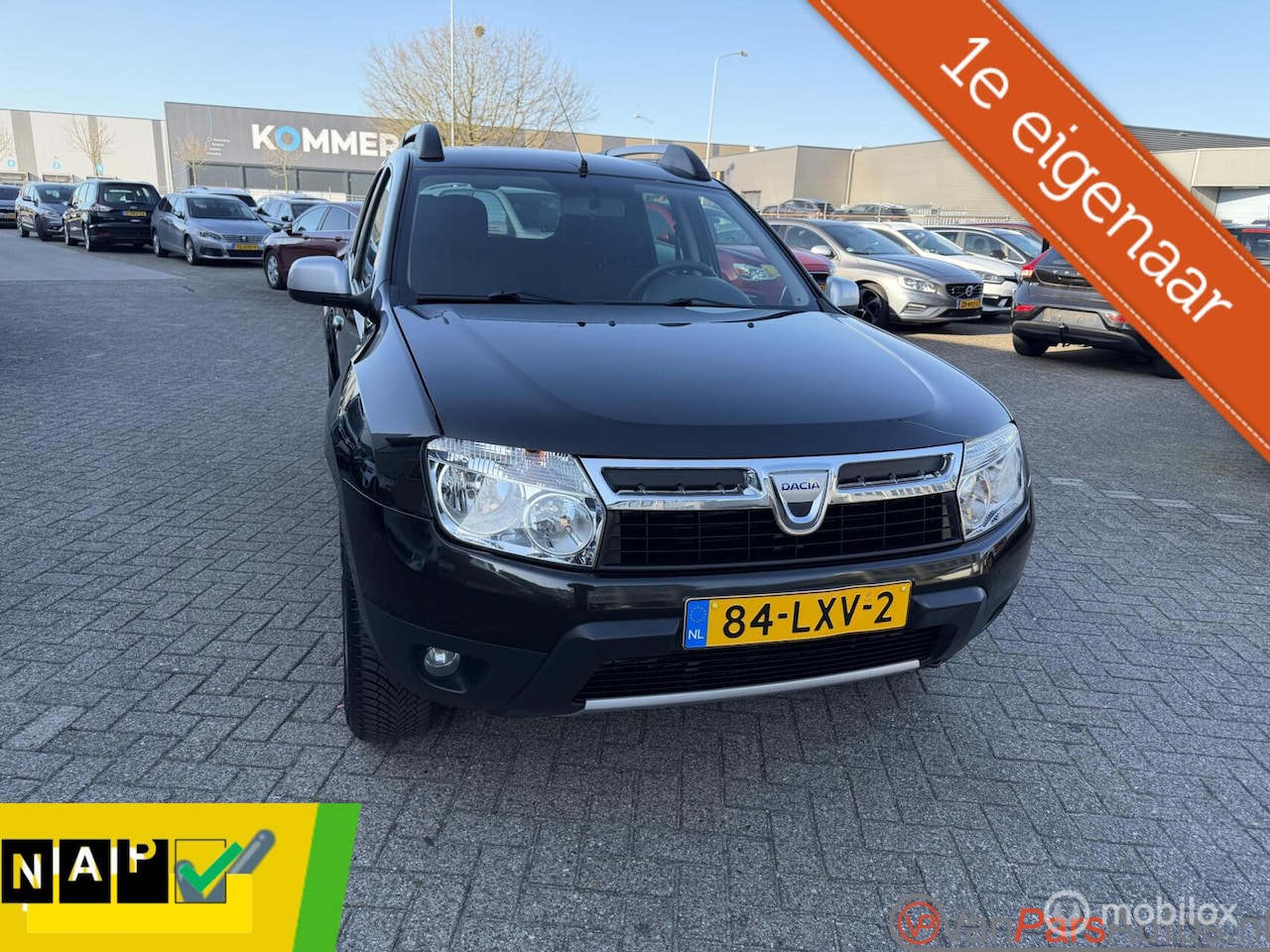 Dacia Duster - 1.6 Lauréate 2wd 1.6 Lauréate 2wd,Airco,Trekhaak,1e eigenaar! - AutoWereld.nl