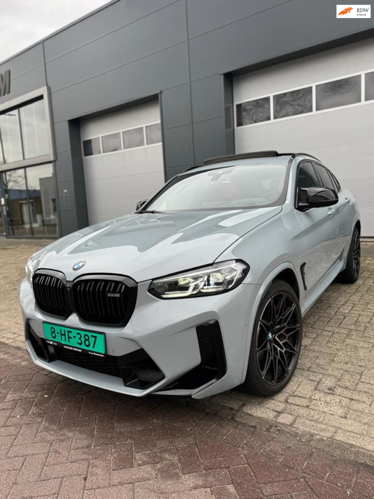 BMW X4 - M Competition|Pano|Kuipstoelen|Stoelkoeling|H&K|HUD - AutoWereld.nl