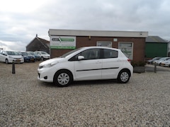 Toyota Yaris - 1.0 VVT-i Now