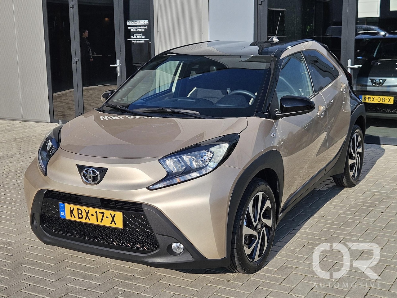 Toyota Aygo X - 1.0 VVT-i MT Pulse Two Tone Fabrieksgarantie - AutoWereld.nl