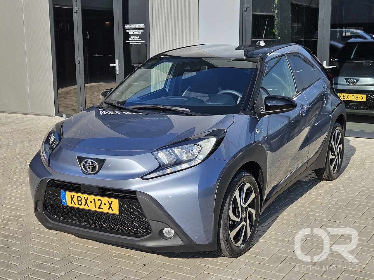 Toyota Aygo X - 1.0 VVT-i MT Pulse Two Tone Fabrieksgarantie - AutoWereld.nl