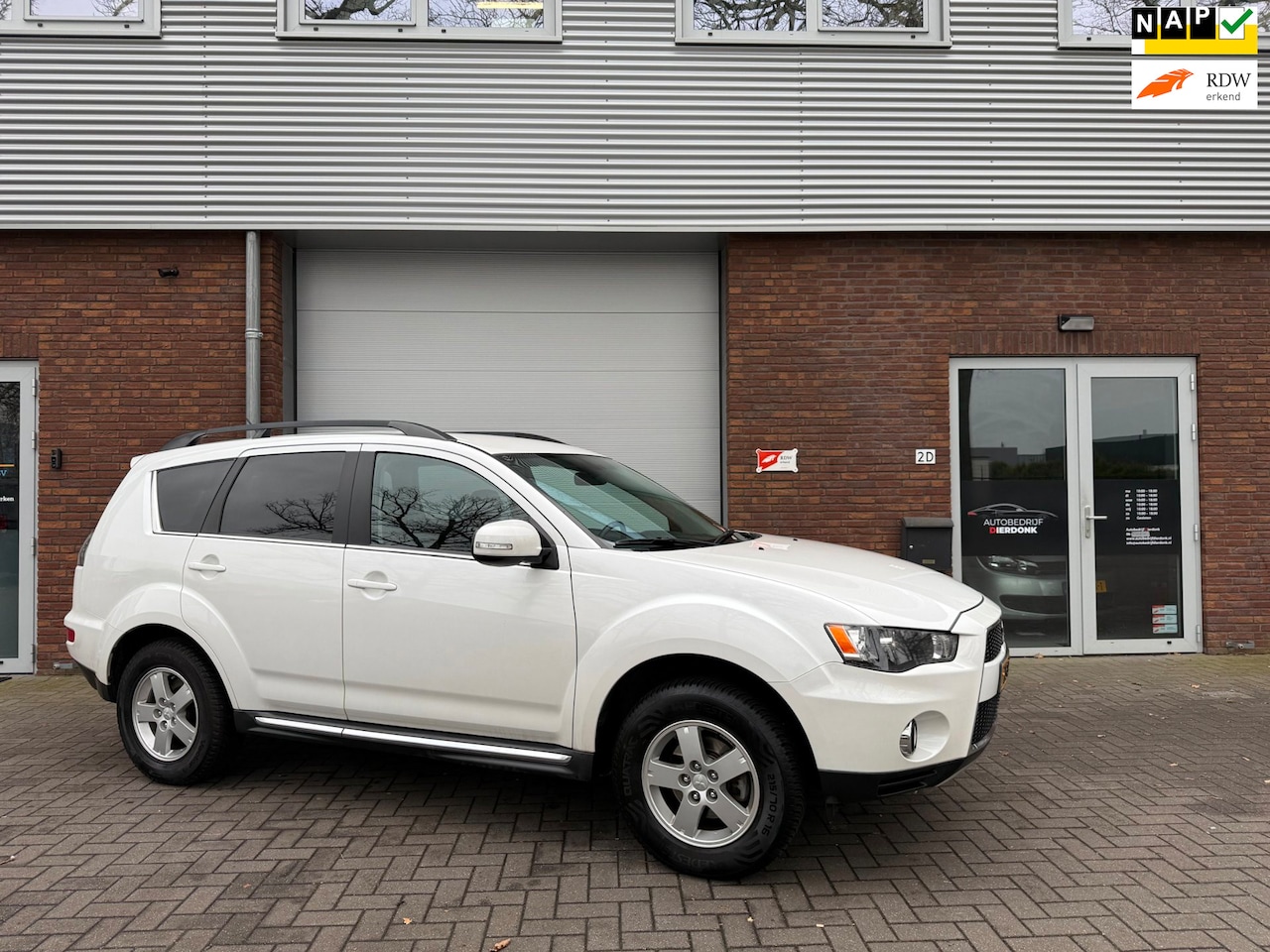 Mitsubishi Outlander - 2.0 Intro Edition|AUTOMAAT|AIRCO|NIEUWE APK - AutoWereld.nl