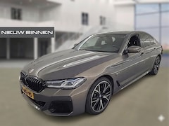 BMW 5-serie - 520e Business Edition Plus M Sport | M Performance | Alvitgrau | Panoramadak | Laser | Sto