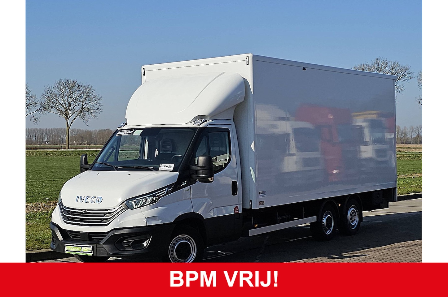 Iveco Daily - 35S18 3.0 BE CLICKSTAR Aut 360gr Camera Laadklep - AutoWereld.nl