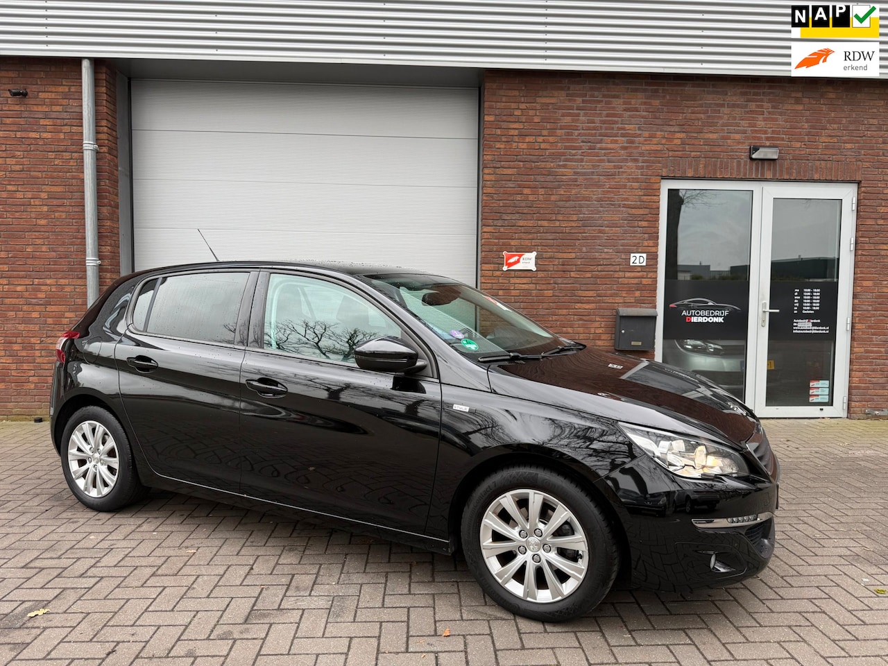 Peugeot 308 - 1.2 PureTech Style|AIRCO|NIEUWE APK|NAVIGATIE - AutoWereld.nl