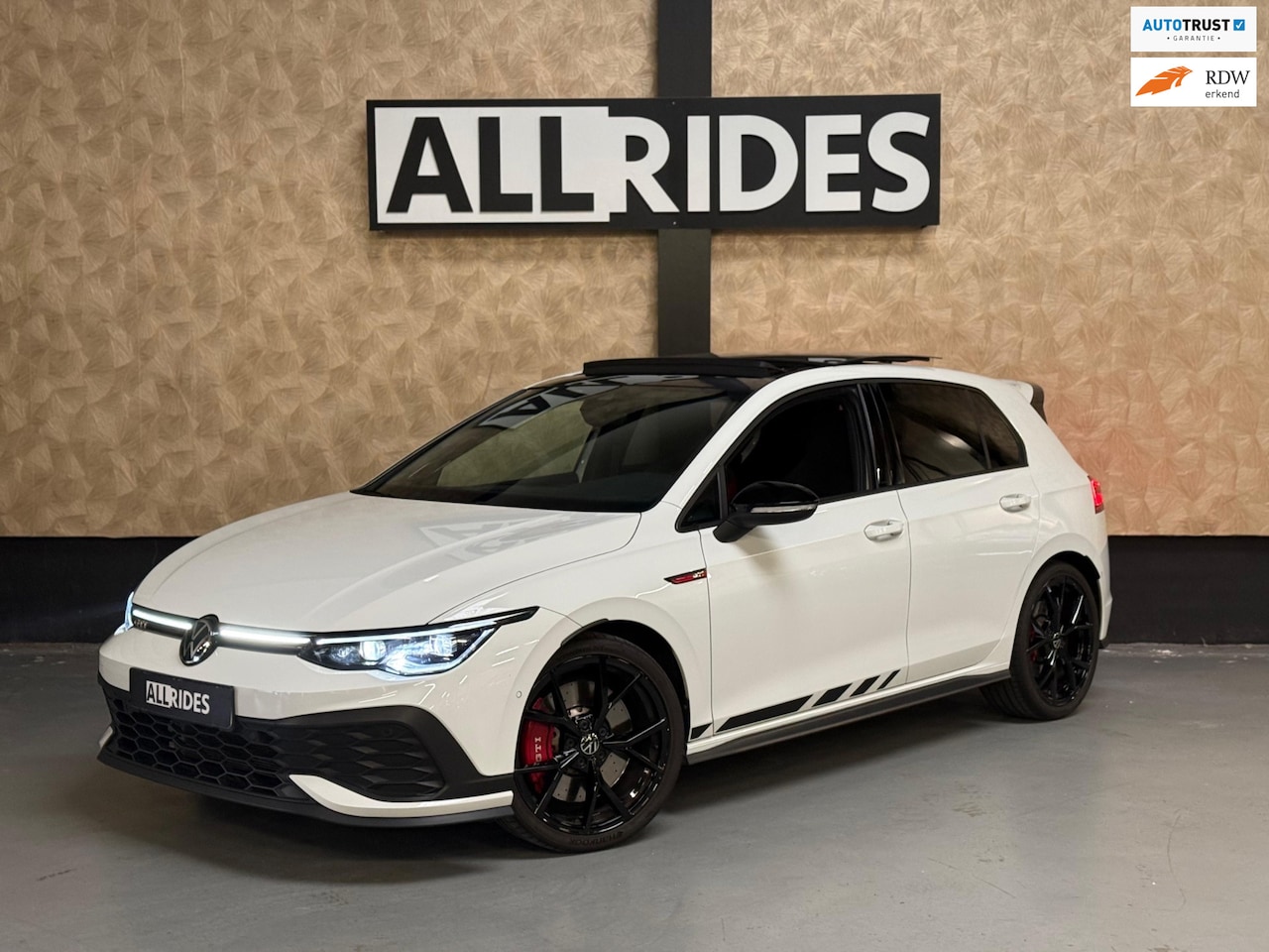 Volkswagen Golf - 2.0 TSI GTI CLUBSPORT | Pano | Stoel/Stuurverwarming | IQ Light | Camera | Harman Kardon - AutoWereld.nl