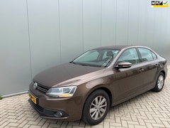 Volkswagen Jetta - 1.6 TDI Comfort Executive Line BlueMotion