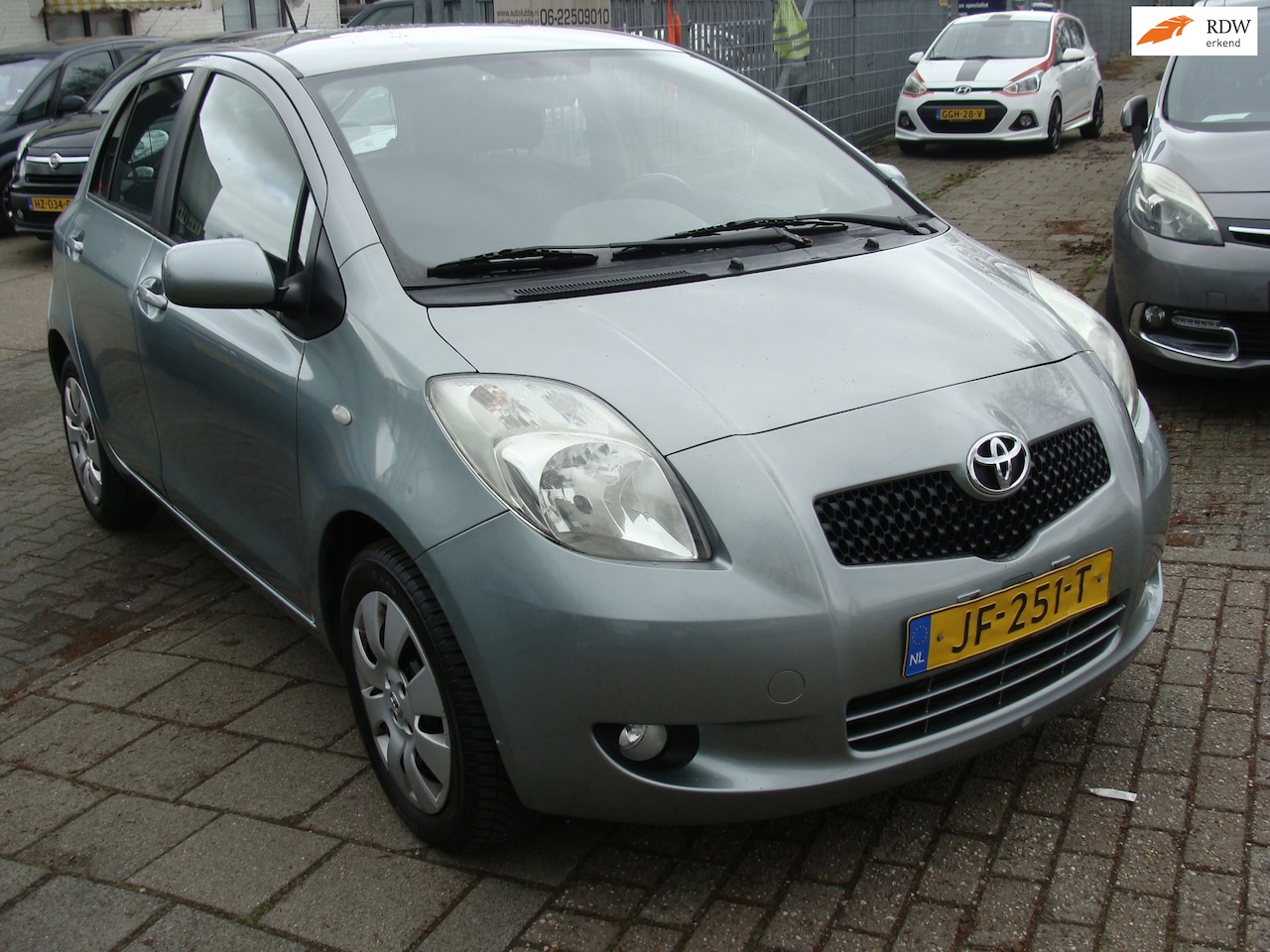 Toyota Yaris - 1.3 VVTi Sol MMT autom 5drs airco elek pak nap apk - AutoWereld.nl