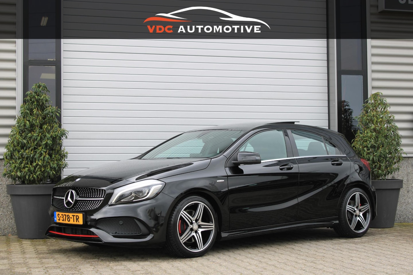 Mercedes-Benz A-klasse - 250 Sport 4M Pano | HarmanKardon | Memory | LED | Camera | Groot Navi | Spiegelpakket | Sf - AutoWereld.nl