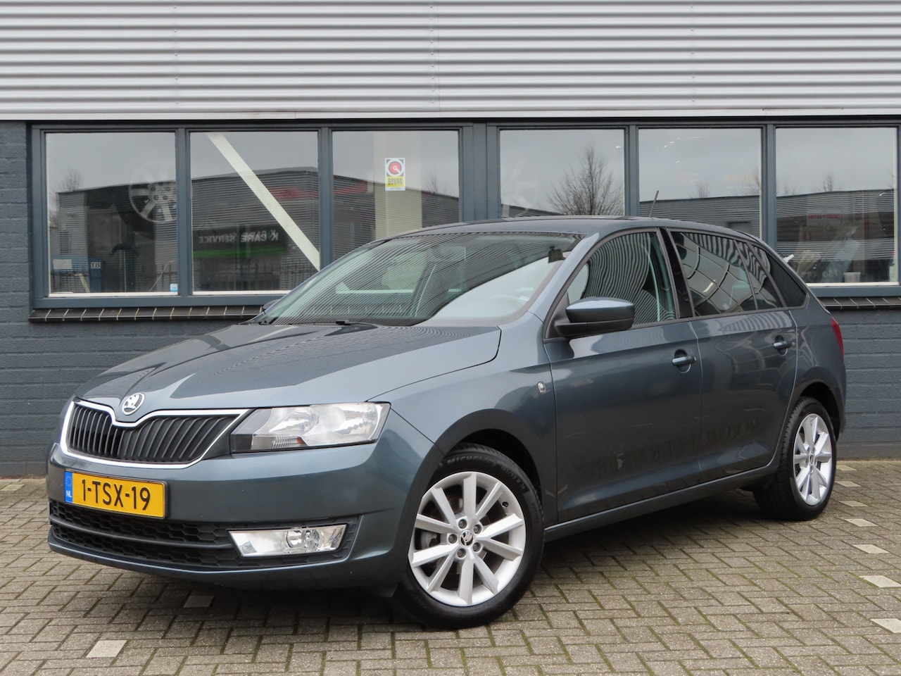 Skoda Rapid Spaceback - 1.2 TSI Greentech Ambition Businessline Pro 1.2 TSI Greentech Ambition Businessline Pro - AutoWereld.nl