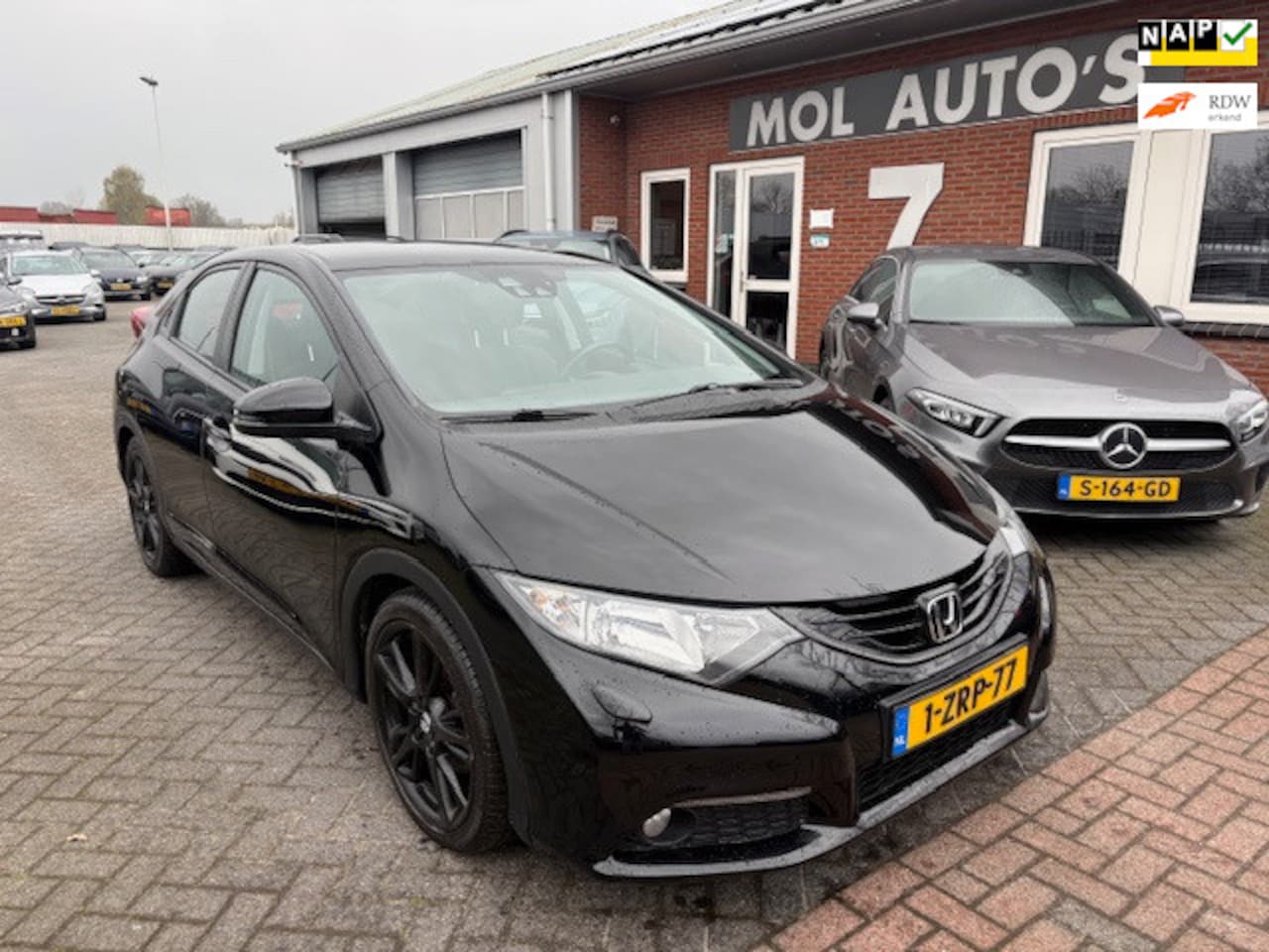 Honda Civic - 1.8 Sport Black Edition , 134000km NAP , APK 02-27 - AutoWereld.nl