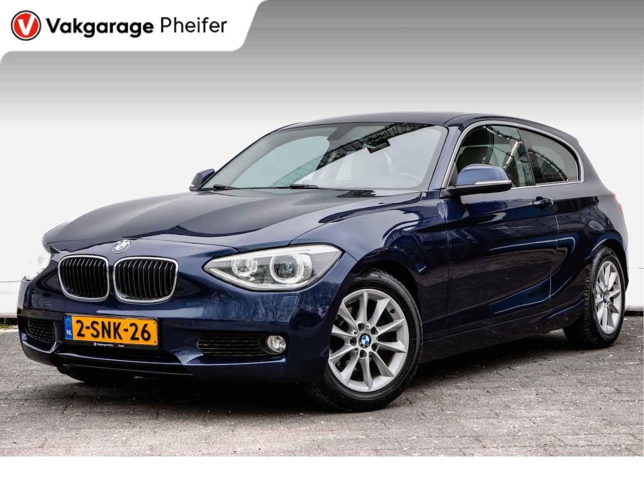 BMW 1-serie - 116i 136pk Upgrade Edition Lederen int./ Stoelverwarming/ Full map navigatie/ Bi-Xenon/ Cr - AutoWereld.nl