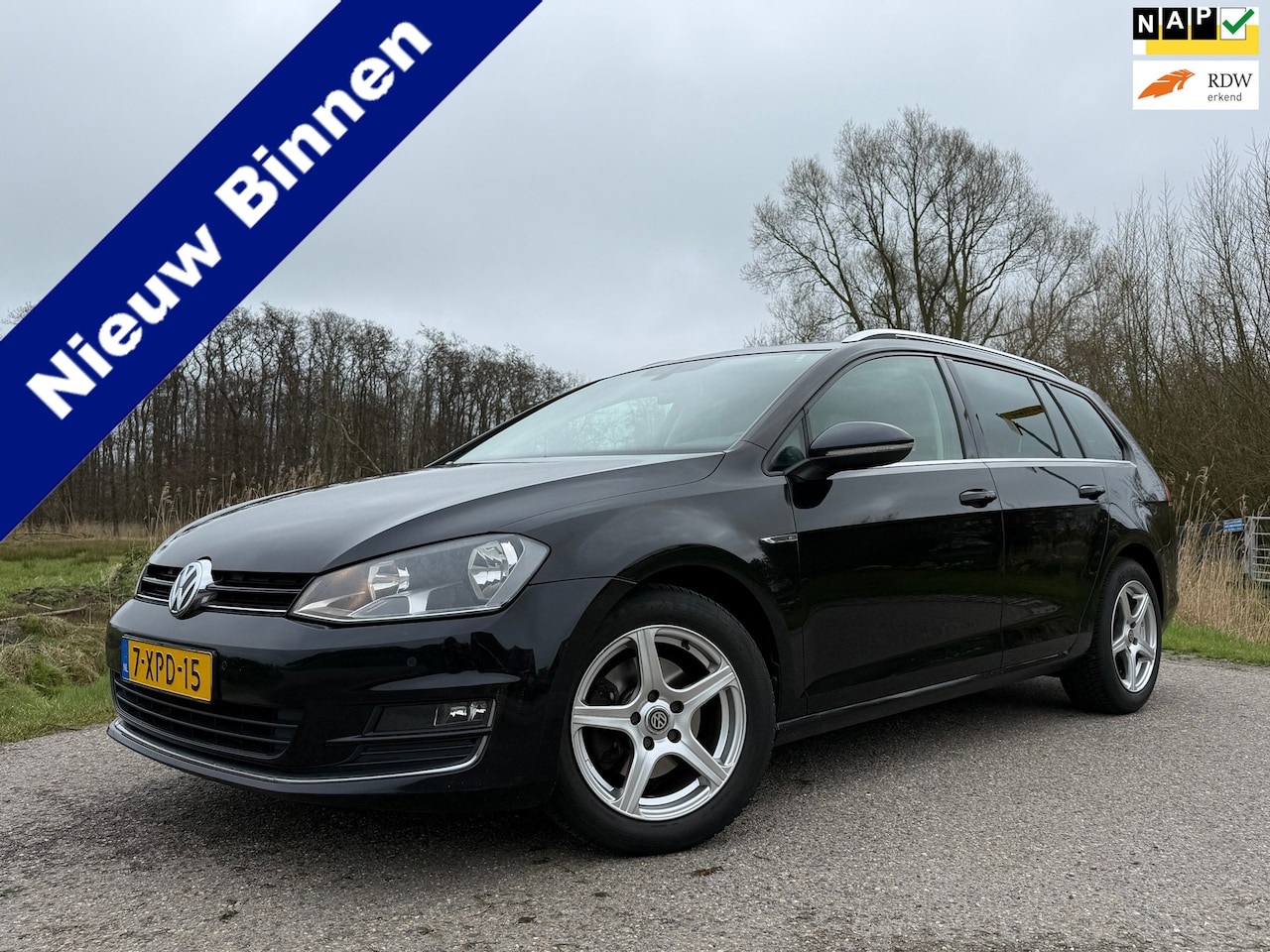 Volkswagen Golf Variant - 1.6 TDI Business Edition / Panoramadak / Leder / Stoelverwarming / Camera / Navi / Clima / - AutoWereld.nl