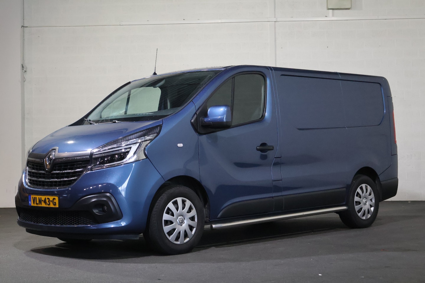 Renault Trafic - 2.0 dCi 145pk L1 H1 Automaat - AutoWereld.nl