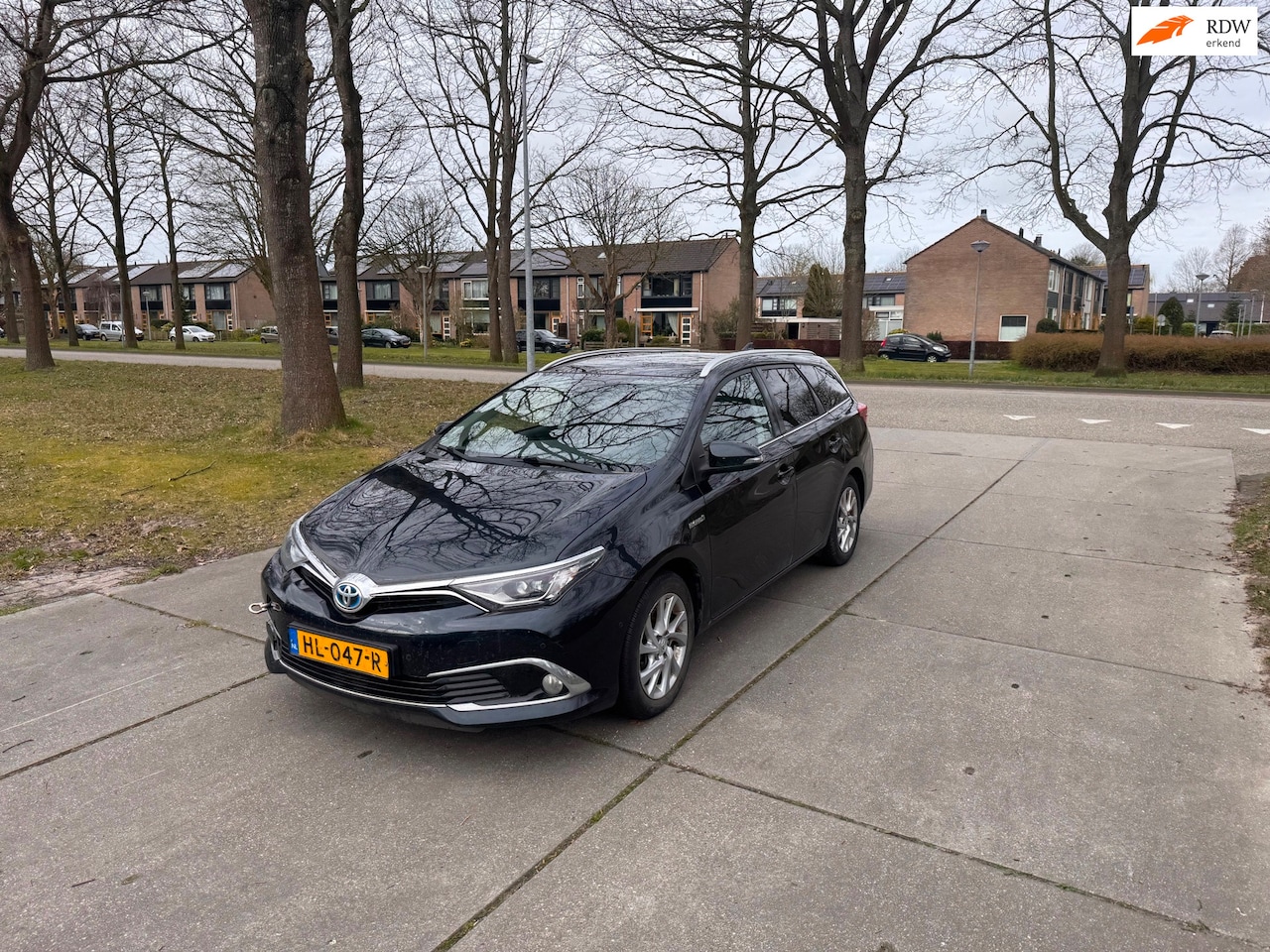 Toyota Auris Touring Sports - 1.8 Hybrid Lease pro MOTOR DEFECT.MOTOR DEFECT - AutoWereld.nl