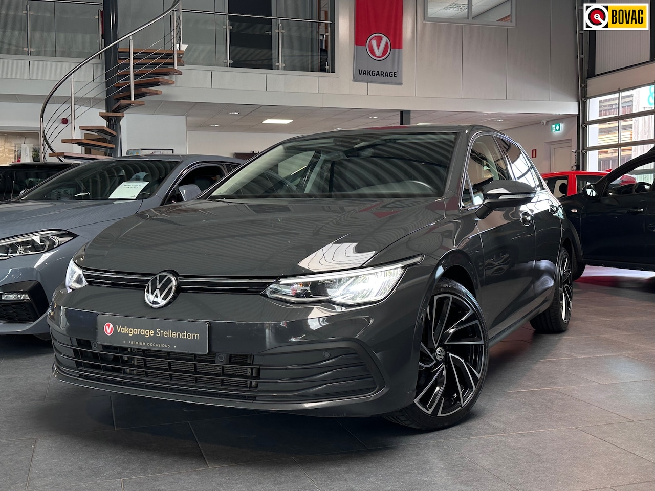 Volkswagen Golf - 1.5 eTSI Style|DSG 150PK|GTI Velgen|Stuur/Stoel Verw|Privacy Glass|Navi|App-Connect - AutoWereld.nl