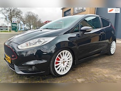 Ford Fiesta - 1.6 ST2 Recaro Navigatie Camera