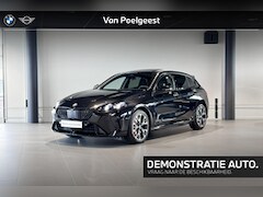 BMW 1-serie - 120 M Sport Design Edition | Glazen Panoramadak | Harman Kardon | Stoelverwarming | Achter