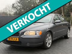 Volvo S60 - 2.4 Summum/Airco/Cruise/LPG/Leder/Navi/Trekhaak