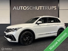 Volkswagen Tiguan - 1.4 TSI eHybrid R-Line Business+ IQ LIGHT / PANO / TR.HAAK / ACC / CARPLAY / BOMVOL /
