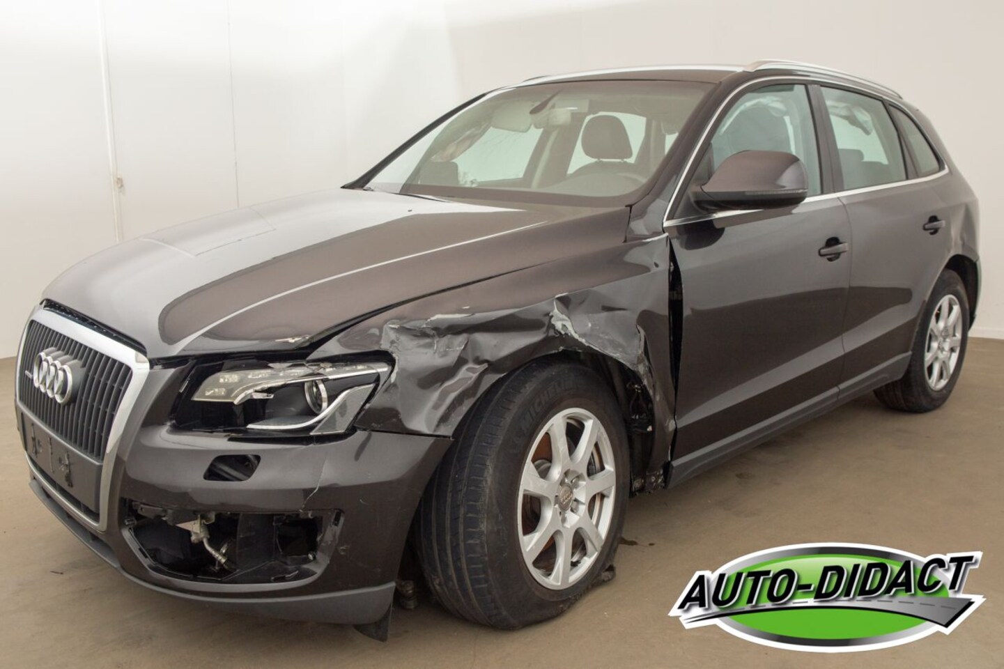 Audi Q2 - 2.0 TDI Navi Clima Leder - AutoWereld.nl