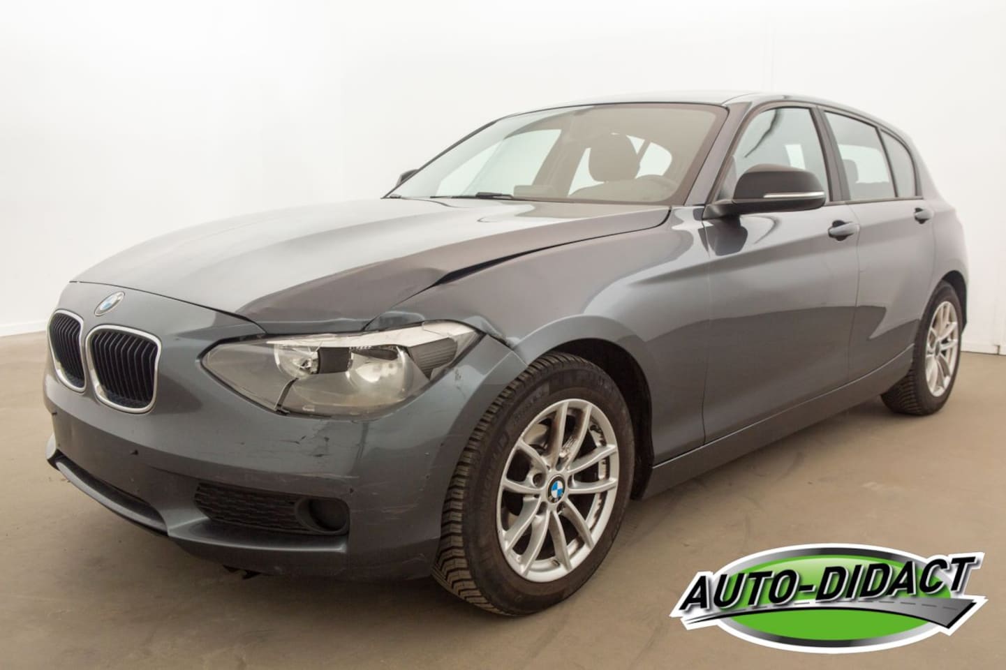 BMW 1-serie - 116d Navi Airco Efficient Dynamics Edition - AutoWereld.nl