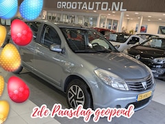 Dacia Sandero - 1.6 Lauréate Airco, Stuurbekrachtiging