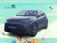 Toyota Aygo X - Hybrid 115 play | Comfort Pack & Active Pack | Achteruitrijcamera | Apple Carplay/Android