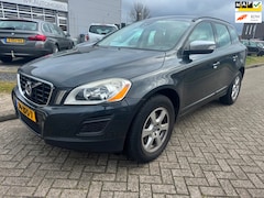 Volvo XC60 - 2.0 D4 Kinetic 5 cylinder Garantie prijs NL€10.000,