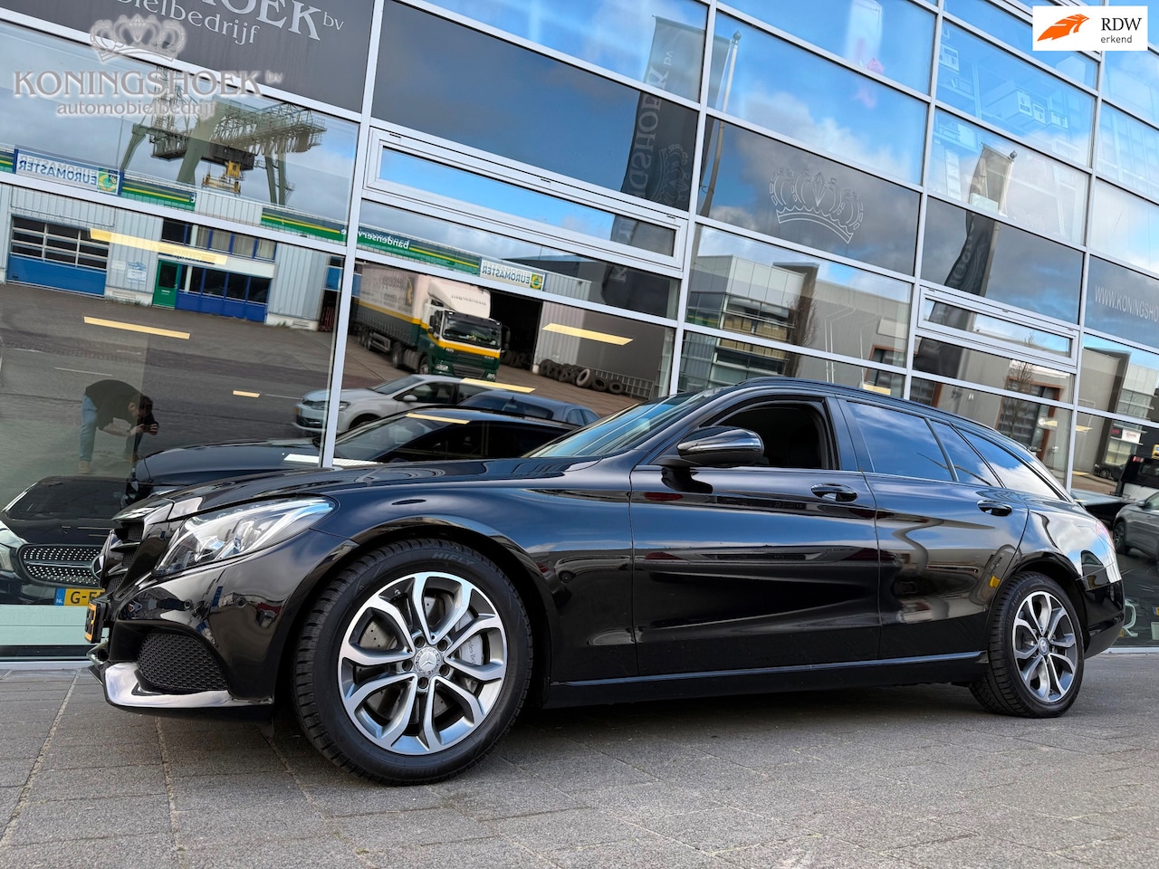 Mercedes-Benz C-klasse Estate - 350 e Lease Black Edition - AutoWereld.nl
