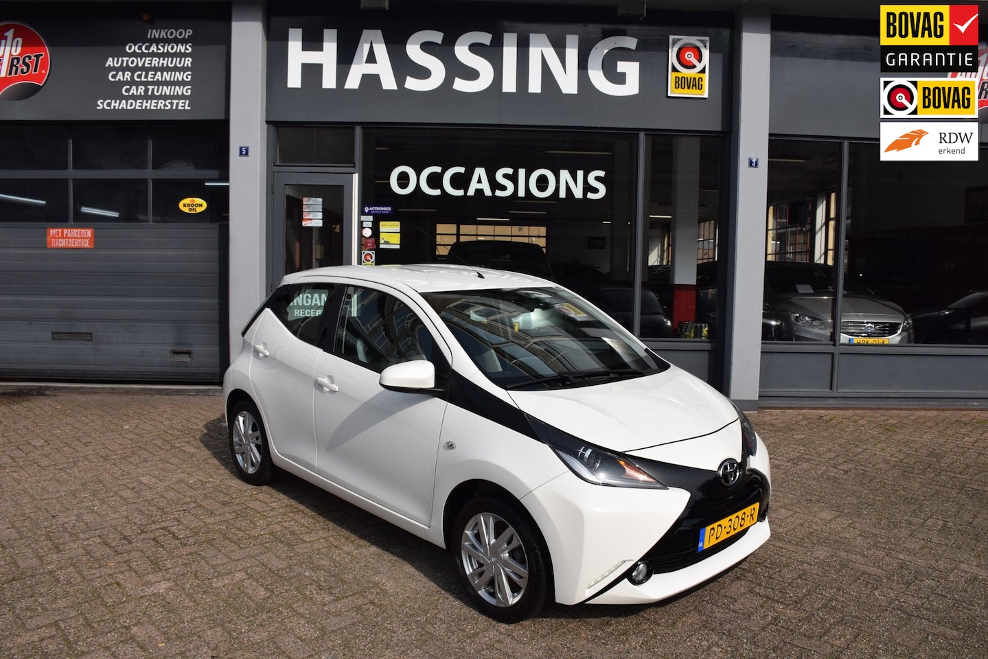 Toyota Aygo - 1.0 VVT-i x-now 1.0 VVT-i x-now, Led, Blue-tooth, A. uitrij camera, Touch screen, Apple Carplay , lichtmet - AutoWereld.nl