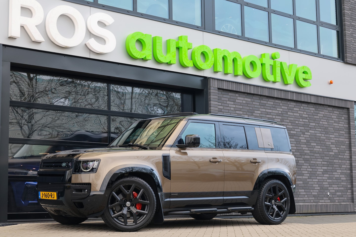 Land Rover Defender 110 - 3.0 P400 110 X | NAP | FULL OPTION! | €153.798 NP! | 22'' URBAN | MERIDIAN SURROUND | STAN - AutoWereld.nl