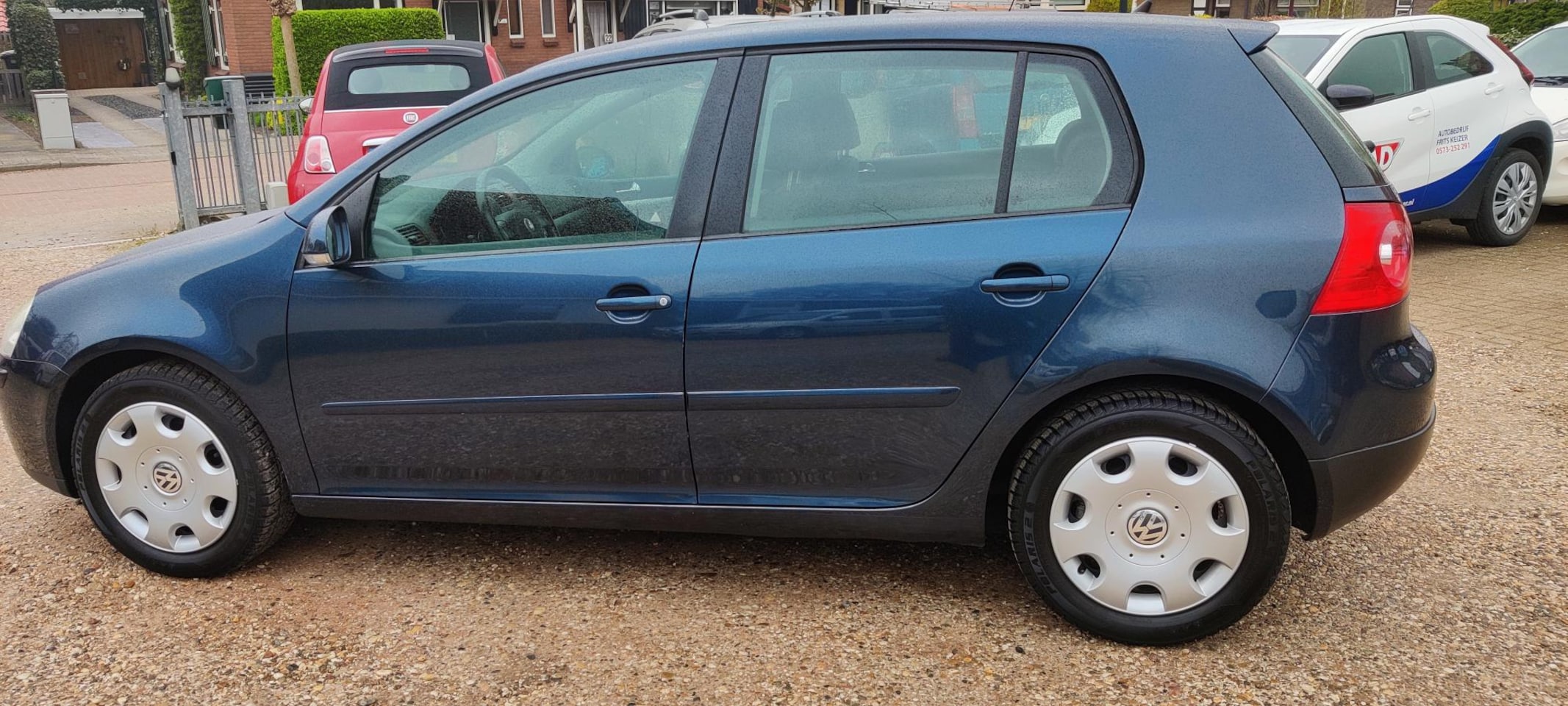 Volkswagen Golf - 1.6 FSI Trendline Automaat, 5 deurs.