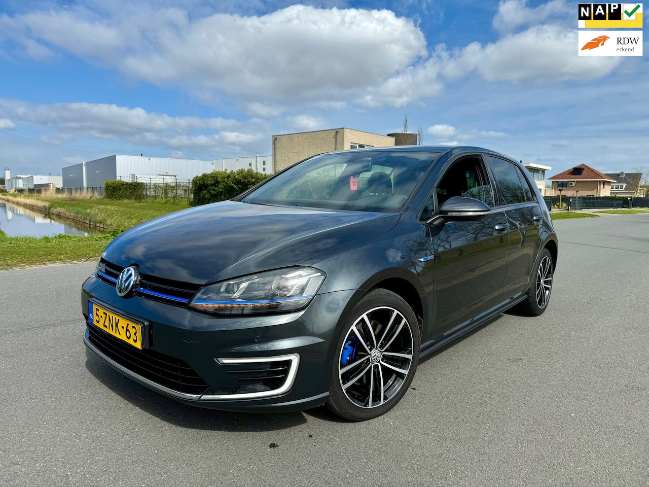 Volkswagen Golf - 1.4 TSI GTE NAP/CLIMA/NAVI/APK 3-2027 - AutoWereld.nl