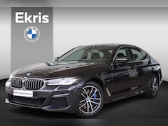 BMW 5-serie - 545e xDrive | M Sport | Panorama Dak | Stoelverwarming