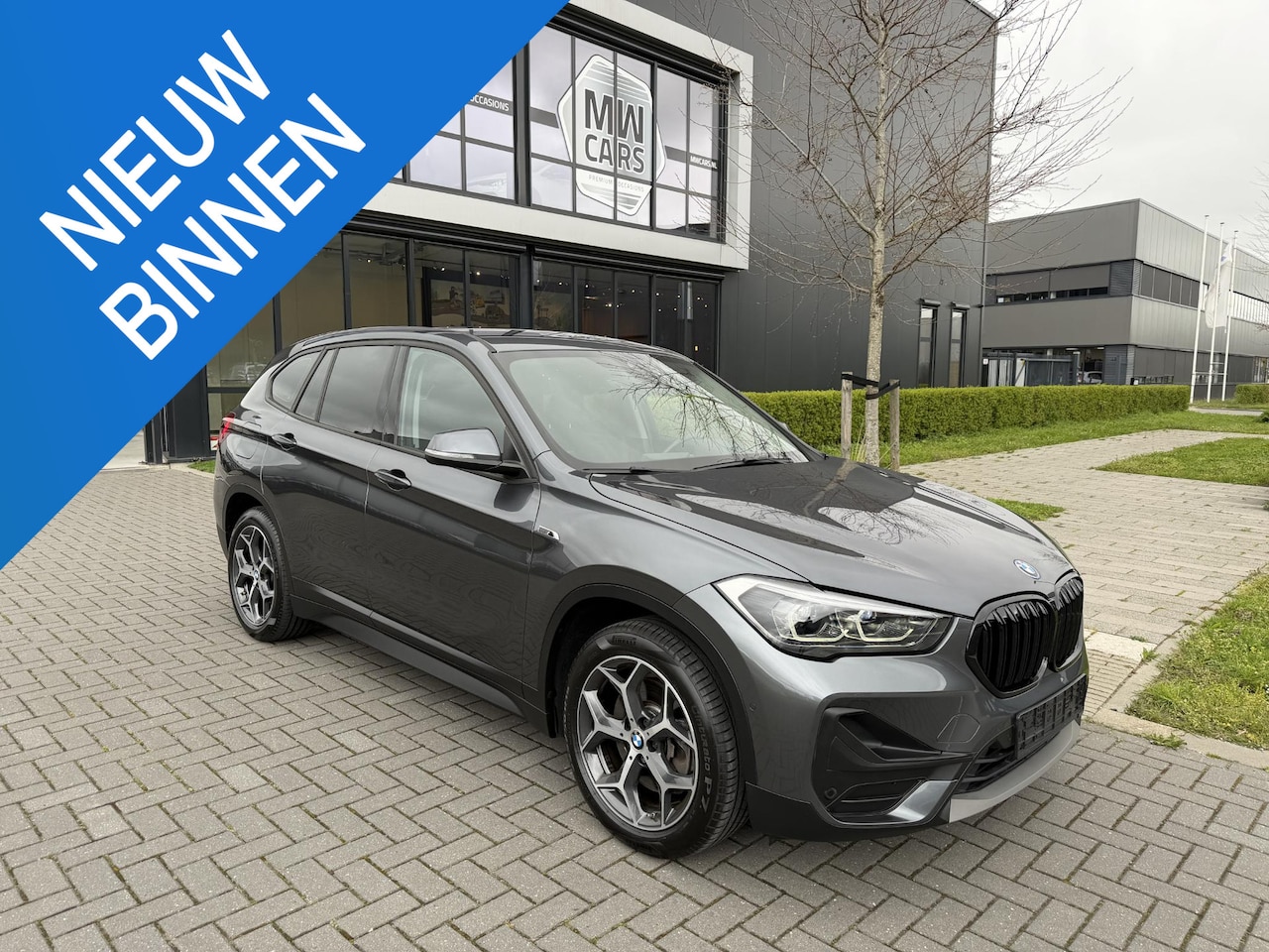 BMW X1 - xDrive25e Exec. Carplay, Camera, Sportstoel , LED - AutoWereld.nl