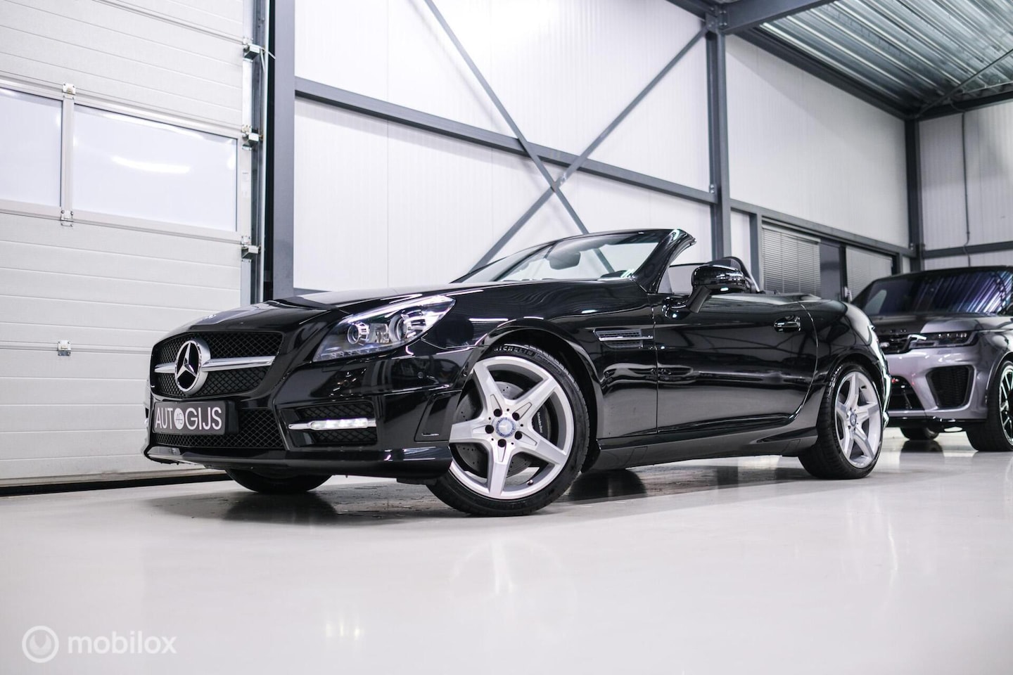 Mercedes-Benz SLK-klasse - 350 AMG Line 306 PK | Panorama | Airscarf | Sportonderstel | LED | Ambiance | Cruise | Nav - AutoWereld.nl