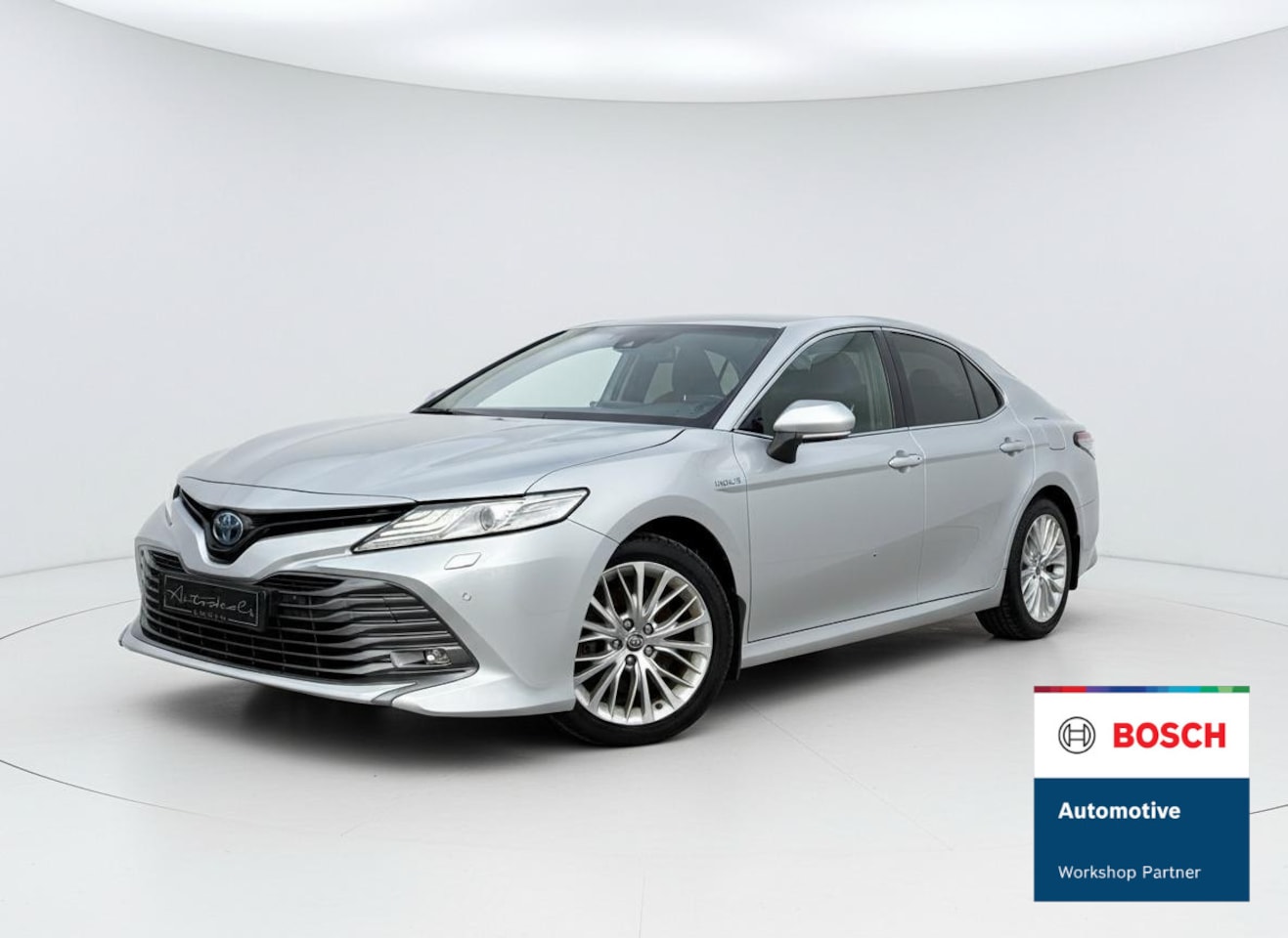 Toyota Camry - 2.5 Hybrid Executive 2.5 Hybrid Executive - AutoWereld.nl