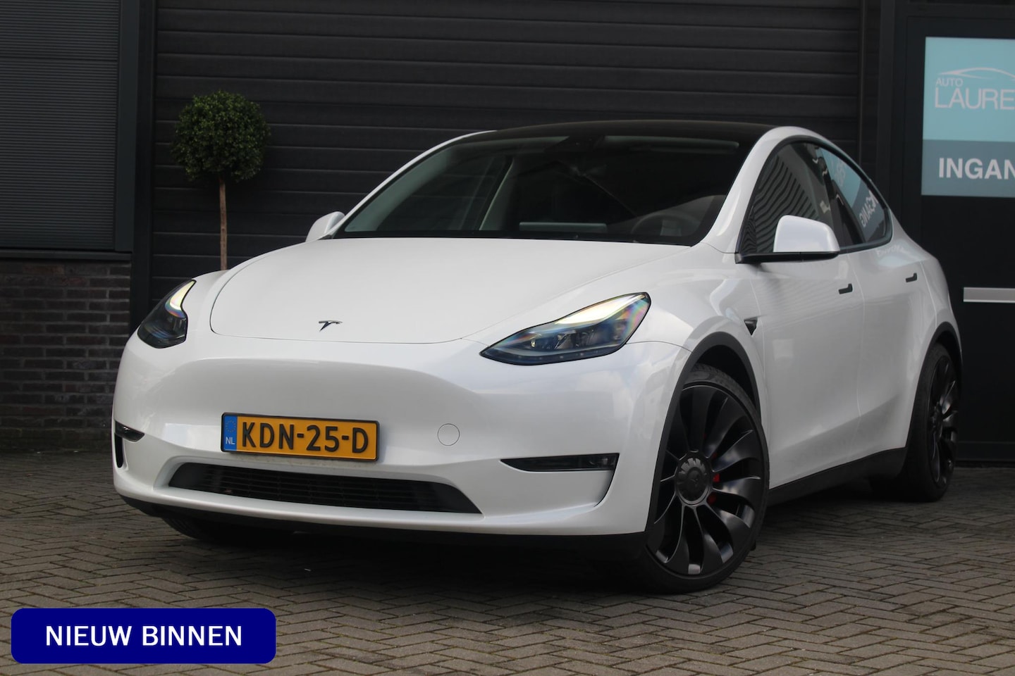 Tesla Model Y - Performance AWD 75 kWh | 92.9% SOH | Pano | Stoel, stuur, achterbank en voorruitverwarming - AutoWereld.nl