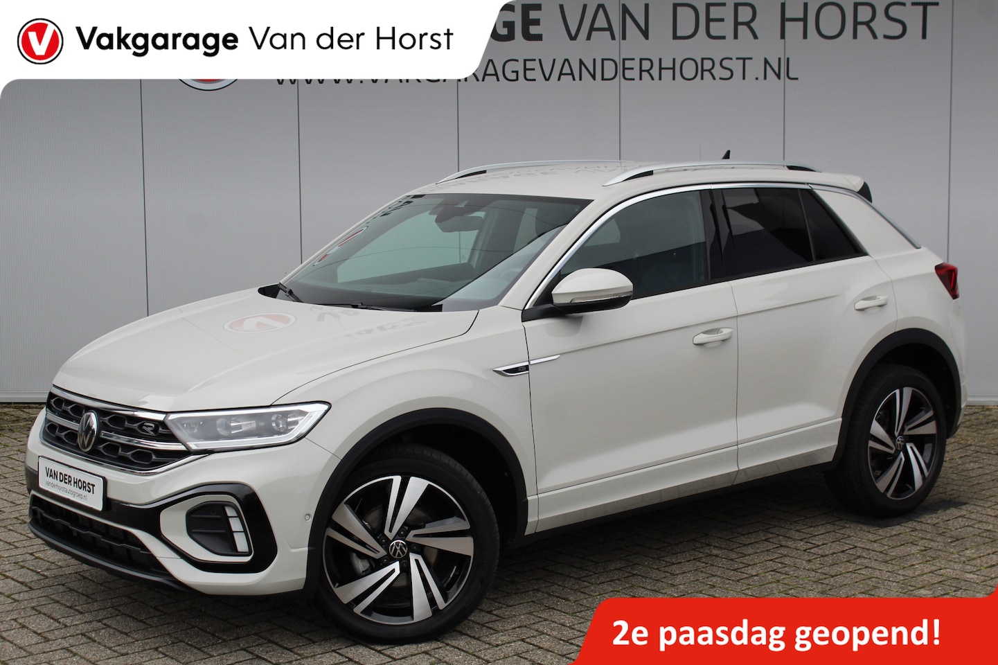 Volkswagen T-Roc - 1.5-150pk R-Line Edition DSG-AUTOMAAT ! Gun u het comfort van een automaat ! Slechts 19.00 - AutoWereld.nl
