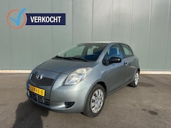 Toyota Yaris - 1.3 VVTi Cool AIRCO | TREKHAAK | BOEKJE