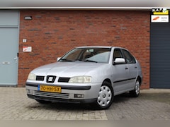 SEAT Cordoba - 1.4-16V Signo | SLECHTS 57.000 KM NAP